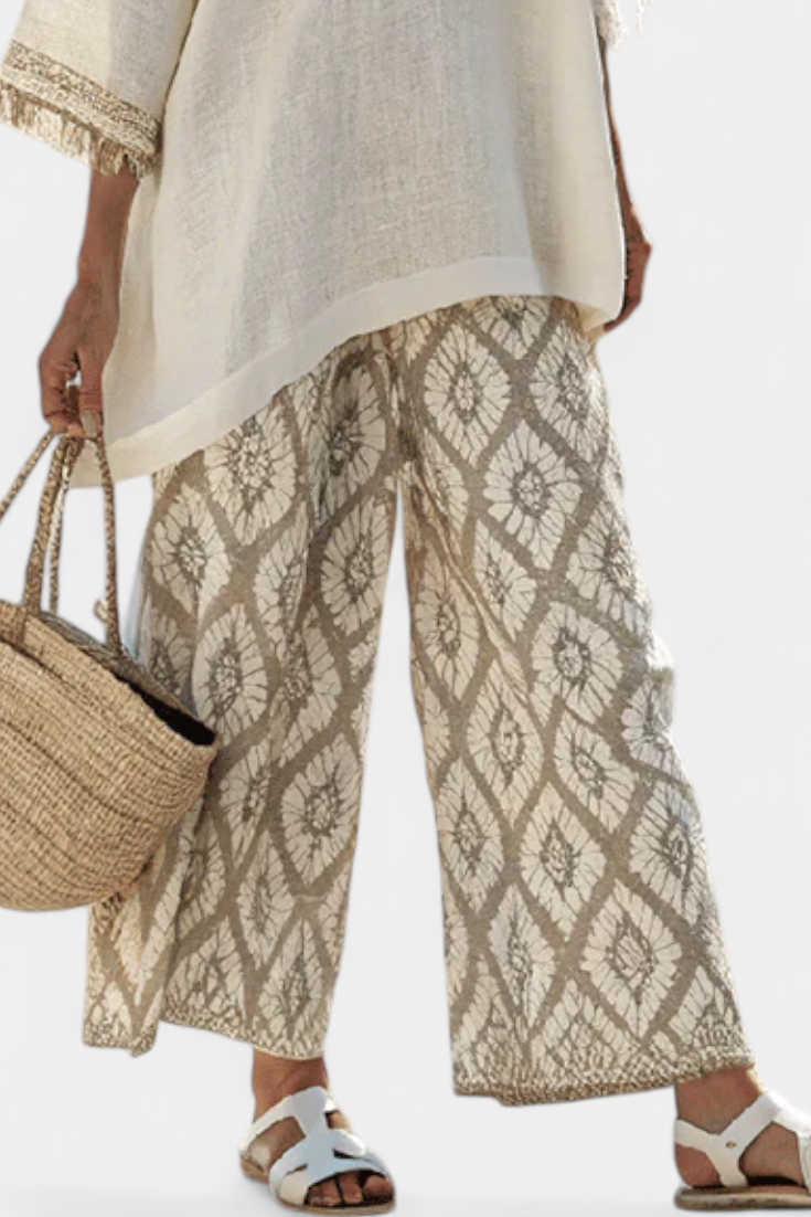 Ilaria – top sofisticato e pantaloni casual